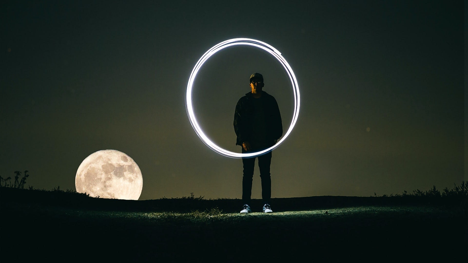 Speaker and Inner Circle Networking