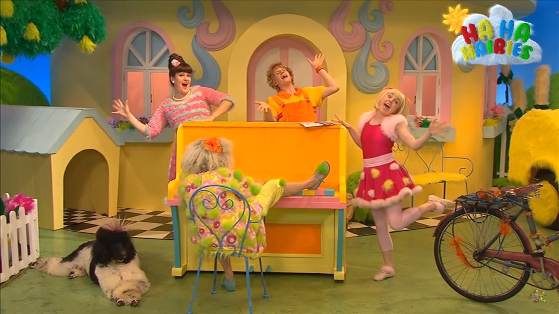 Ha Ha Hairies - The Day the Hairies played the Plinky Plonky