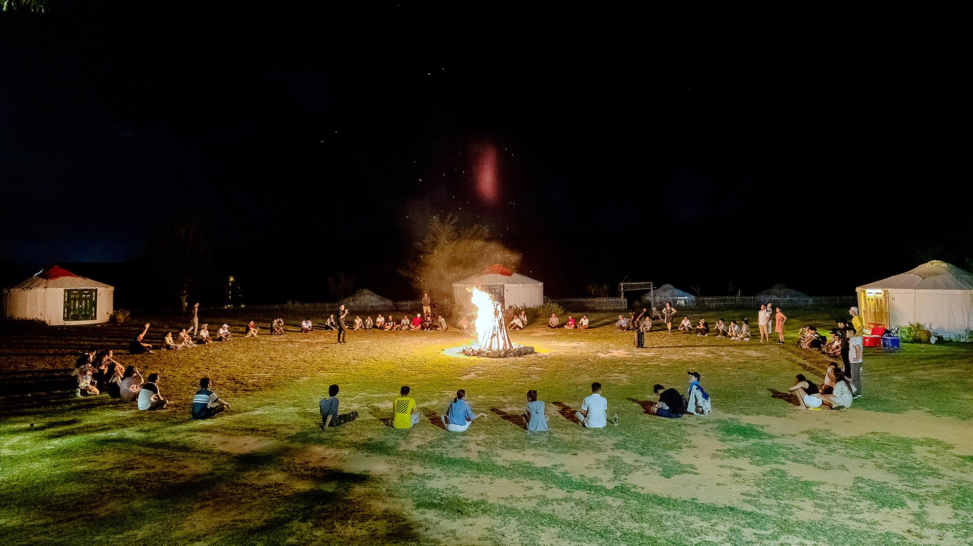 Khu hồ sinh thái xanh mát trong lòng khu du lịch Tanyoli Ninh Thuận