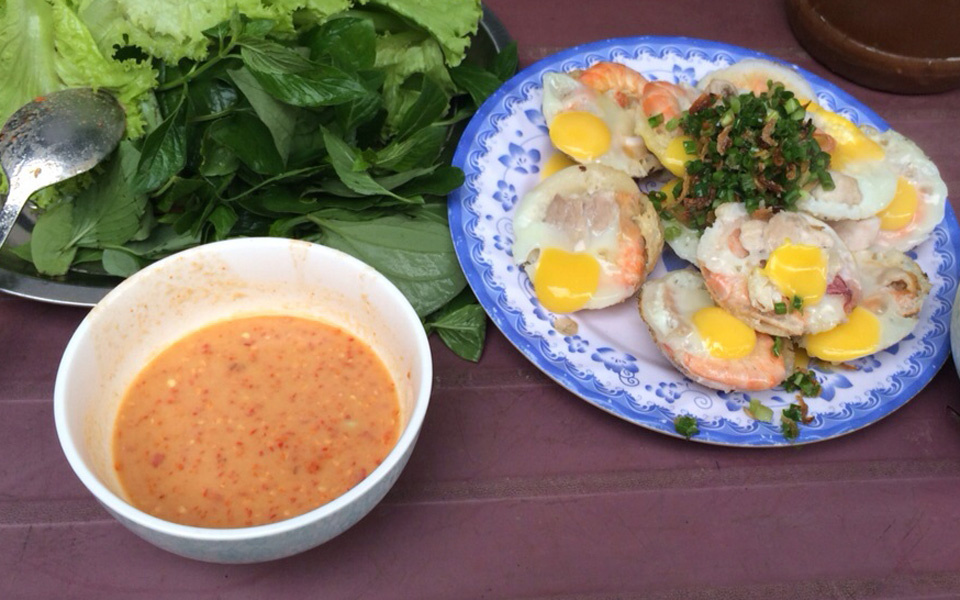 Bánh căn Phan Rang: TOP 10 quán ngon, tấp nập khách ra vào