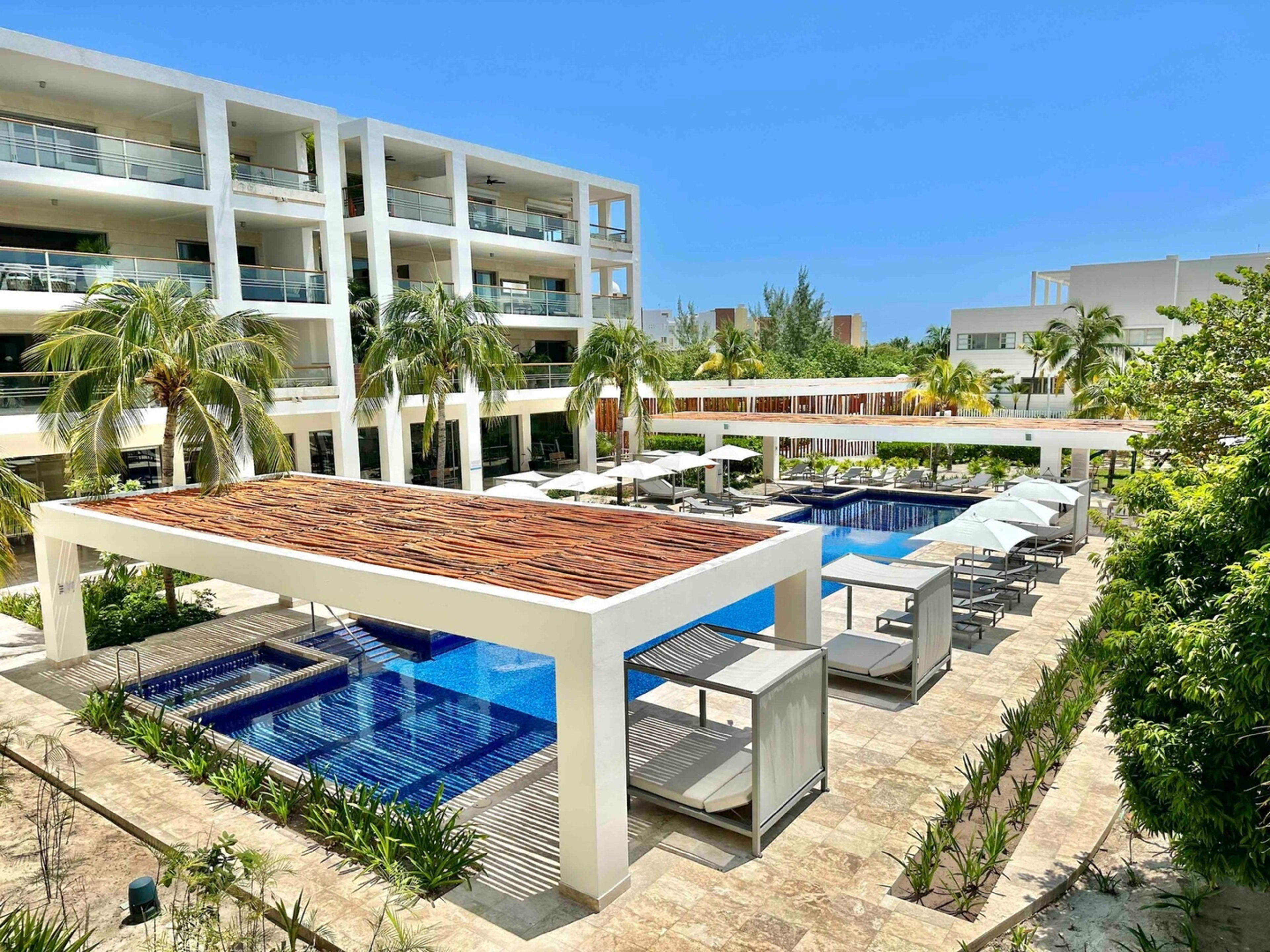 La Amada Pool View — photo 4