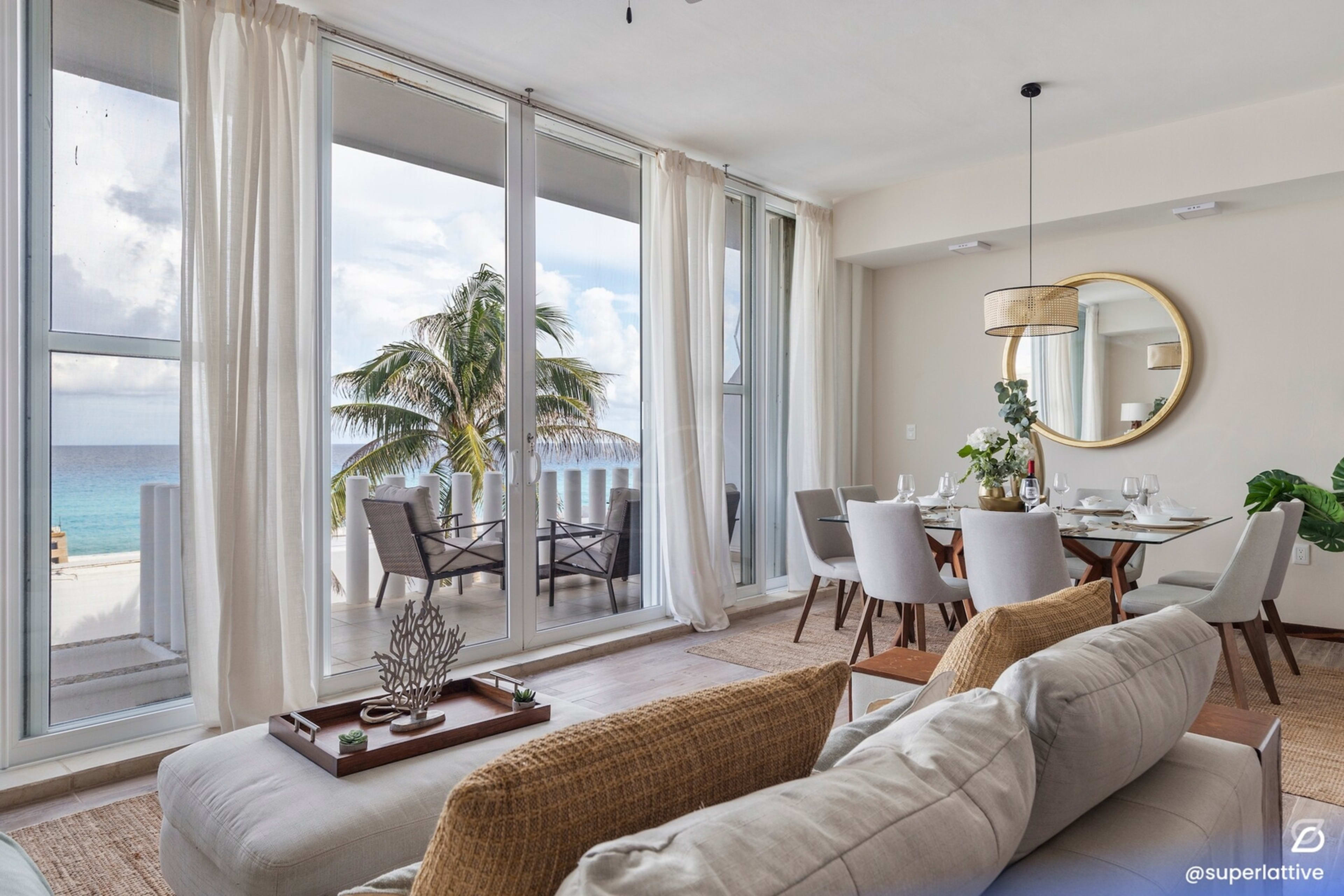 Villa 8 — Hotel Zone · Cancun