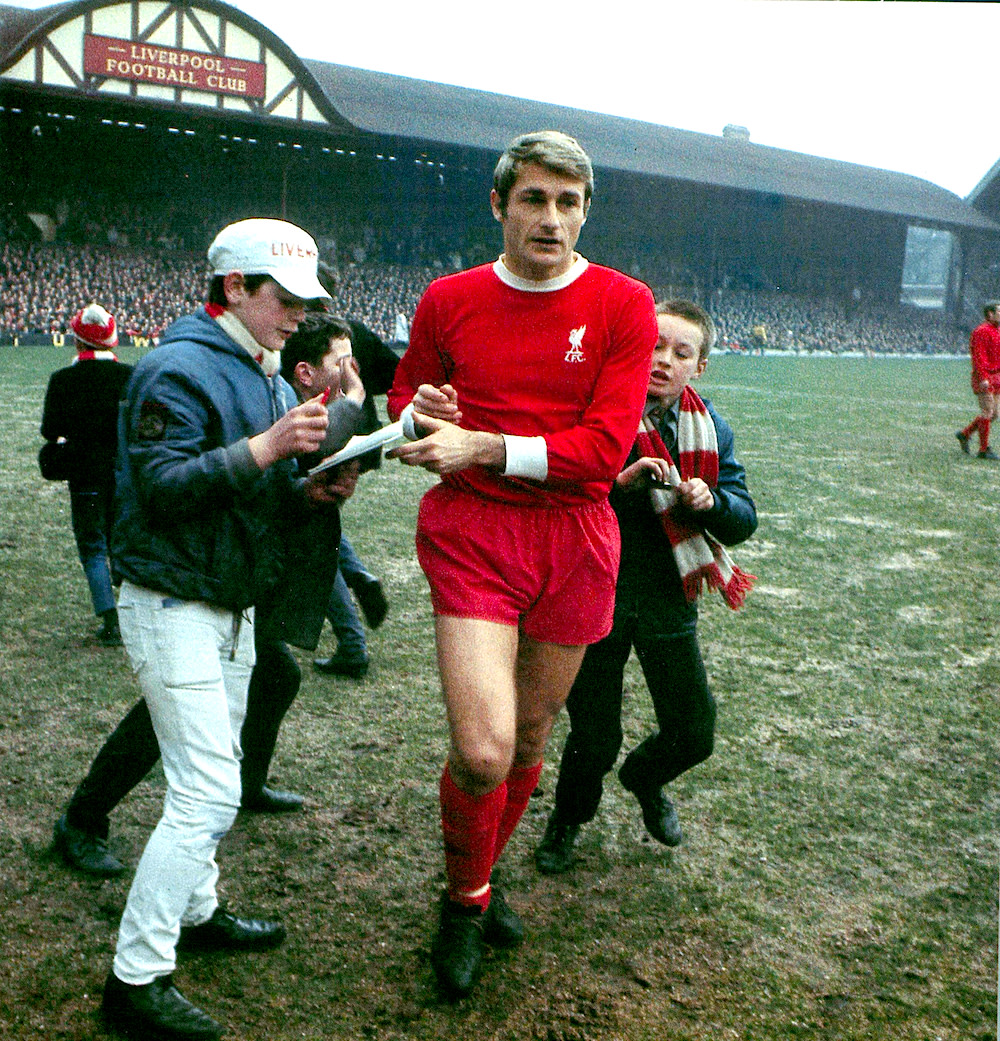 Roger HUNT 