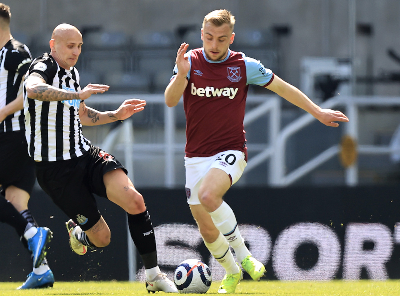 Bild till nyheten The Reds visar intresse för Bowen