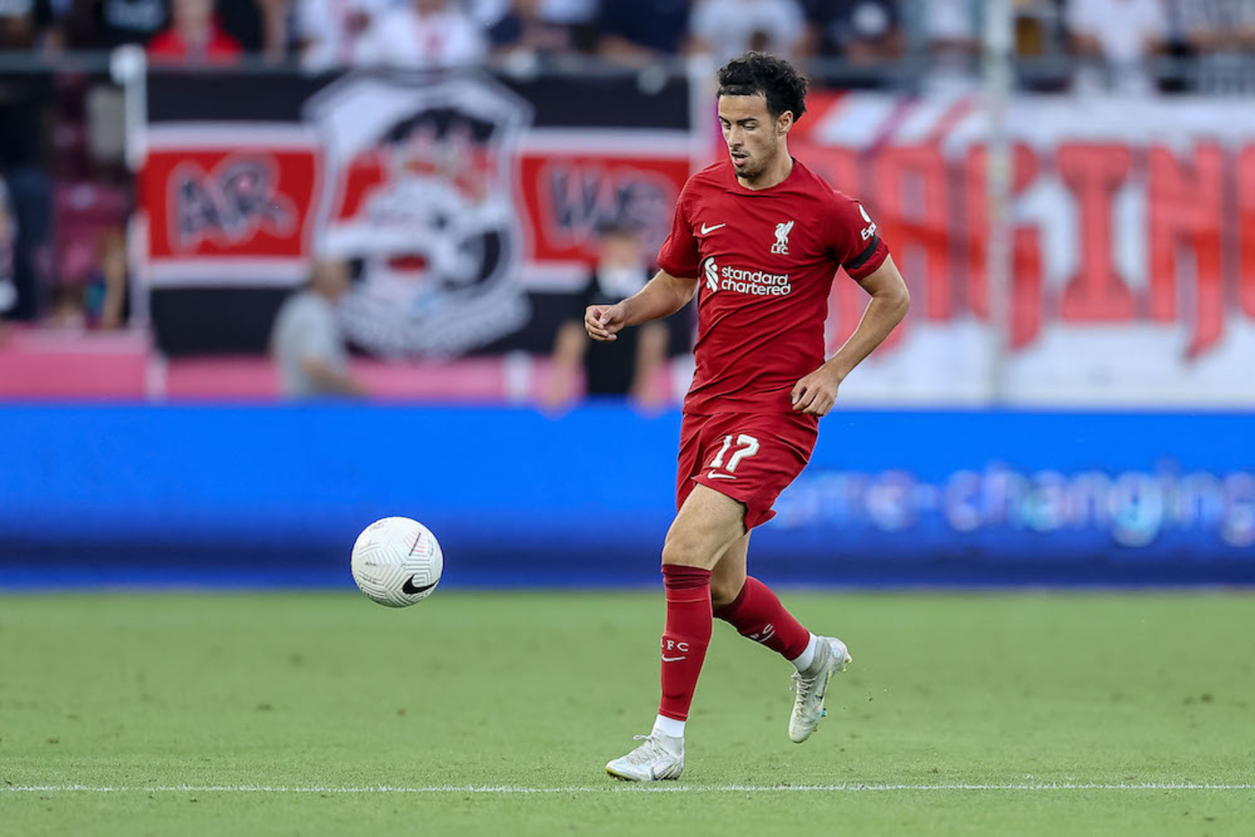 Bild till nyheten Jones missar Fulham