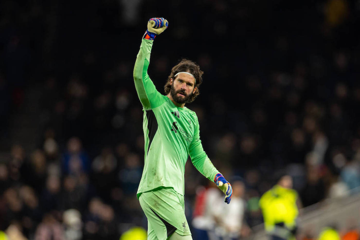 Alisson: Vi tar tre viktiga poäng 