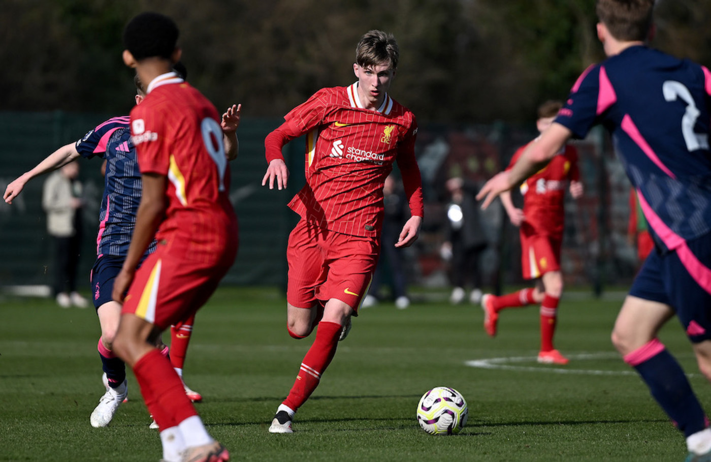 Bild till nyheten Nya kontrakt till tio akademispelare