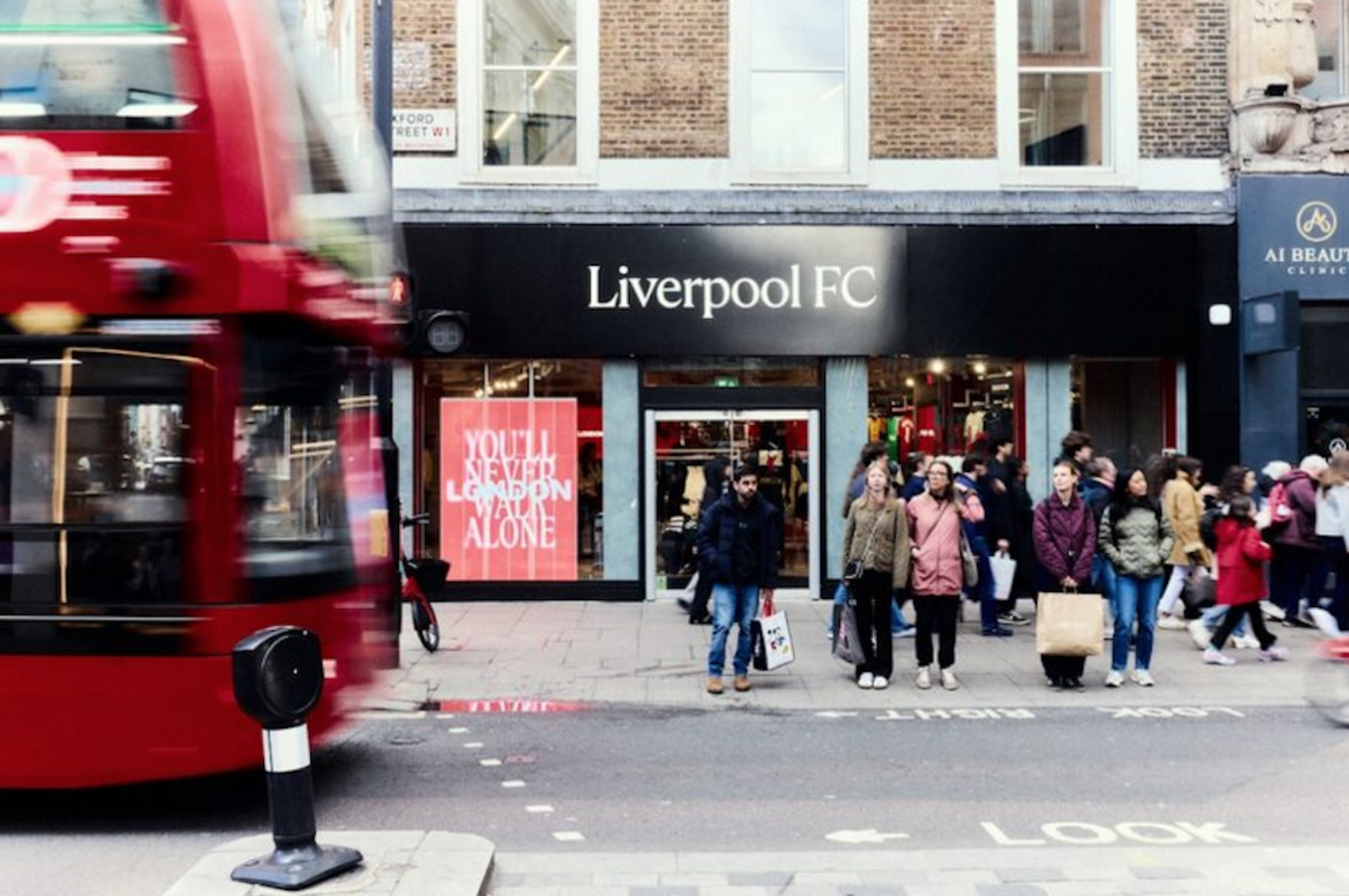Öppnar shop i London som första PL-klubb