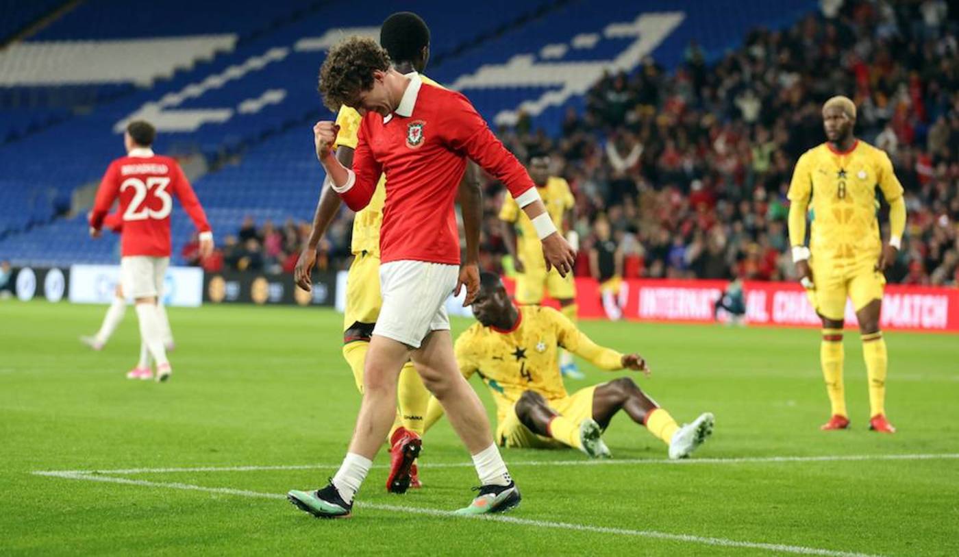 📹 Koumas har öppnat målkontot för Wales
