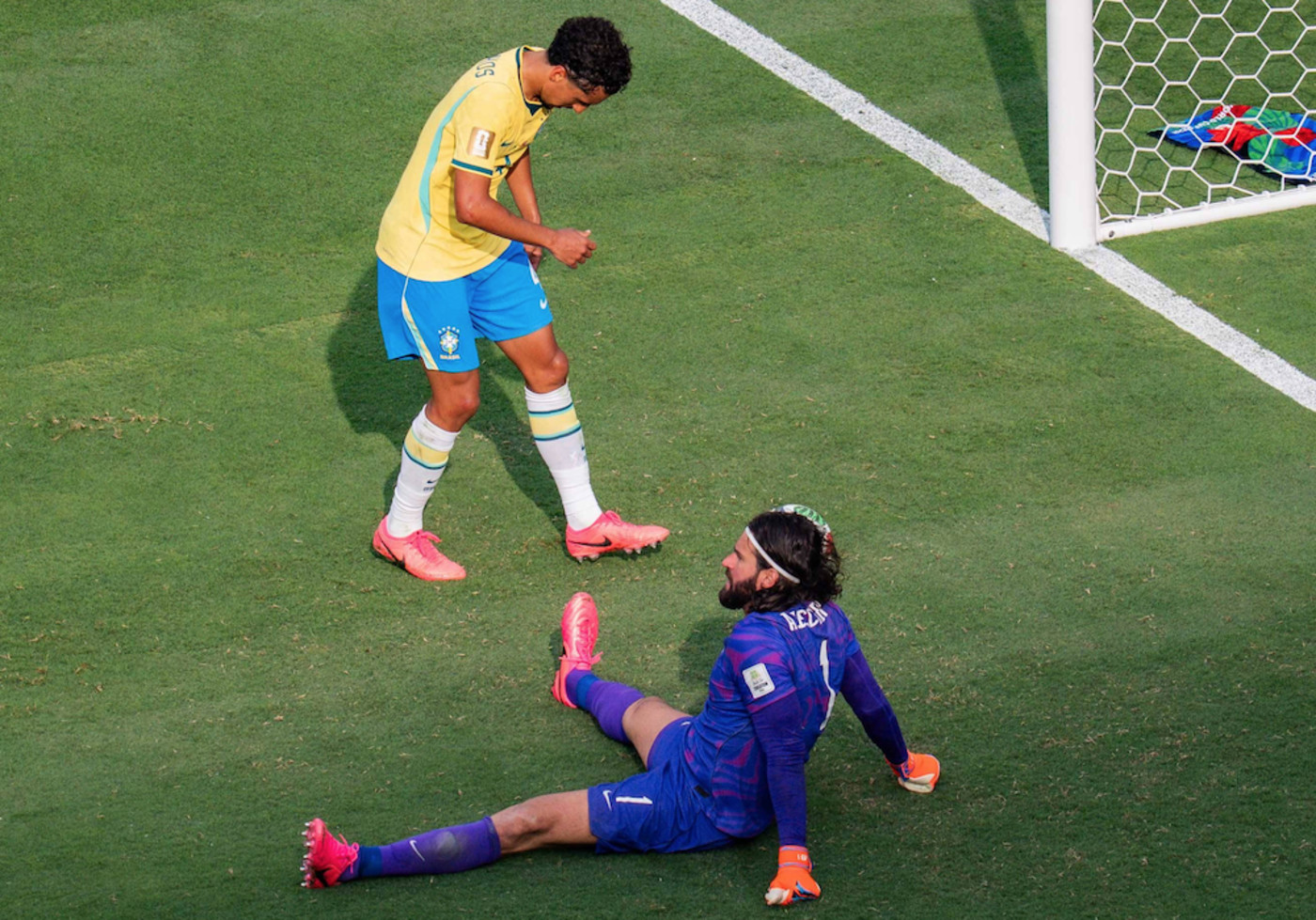 Bild till nyheten Semester för Alisson efter Norges skräll 
