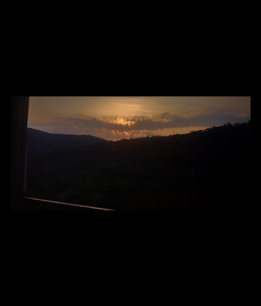 Photo 20-Premonitions.