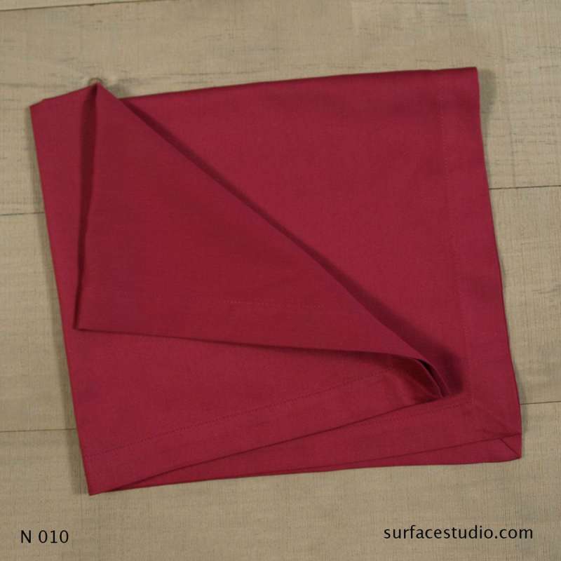 N 010 Red Purple Solid Napkin