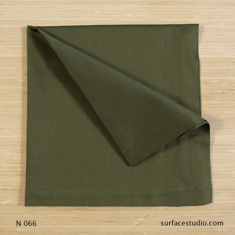 N 066 Dark Green Solid Napkin