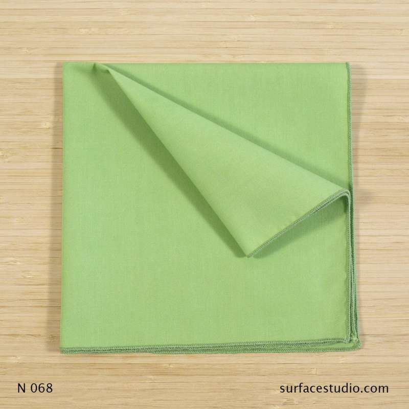 N 068 Bright Green Solid Napkin