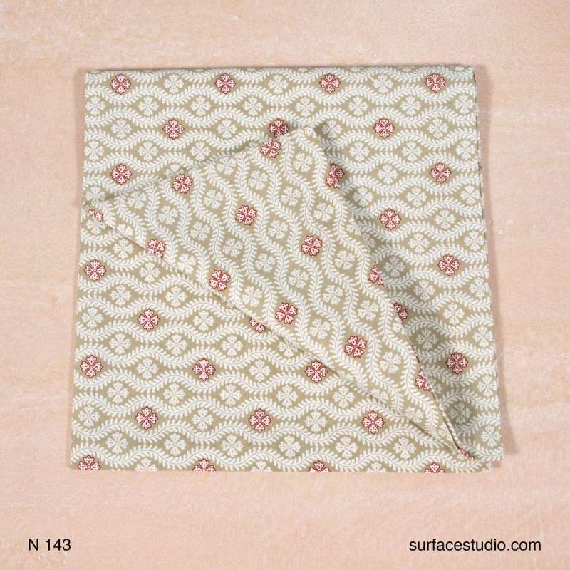 N 143 Beige and Red Pattern Napkin