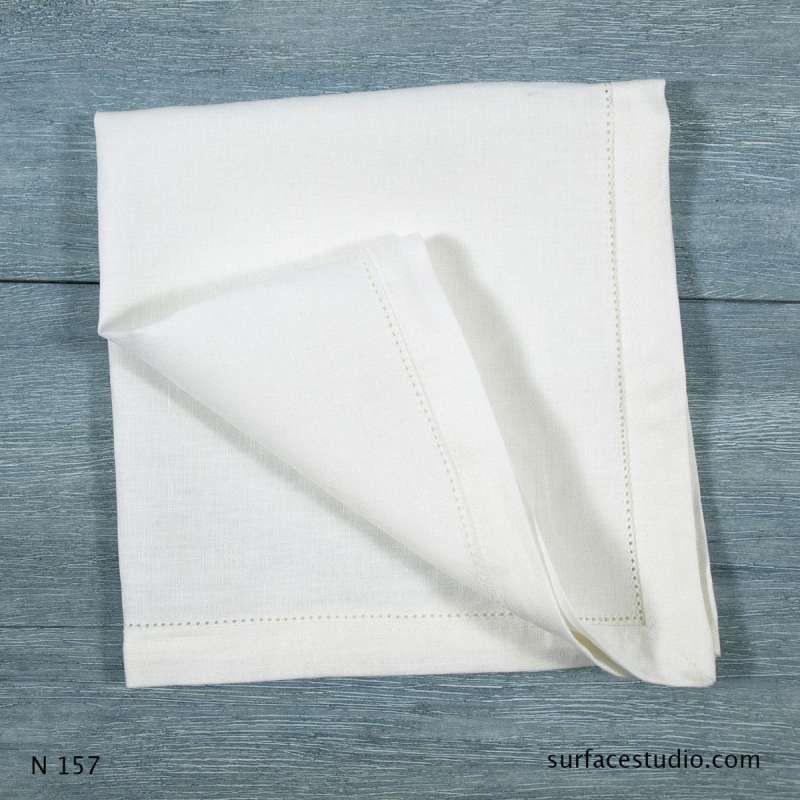 N 157 White Solid Napkin