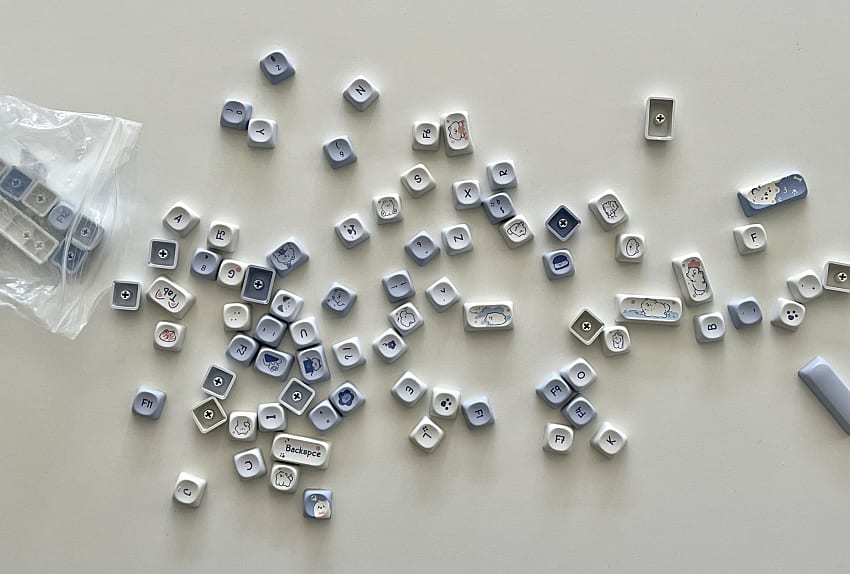 keycaps ready for installation