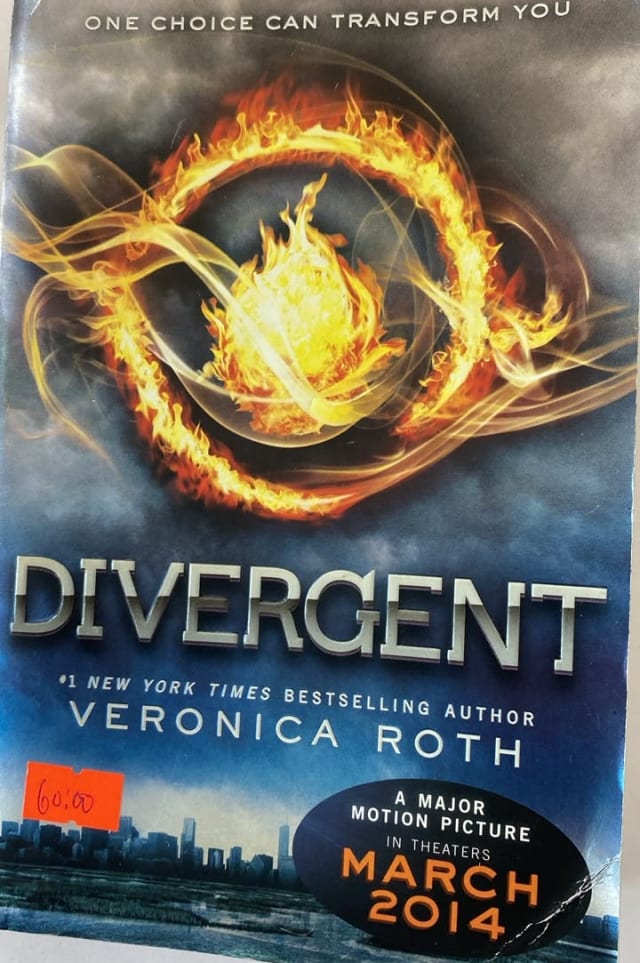 Divergent front cover