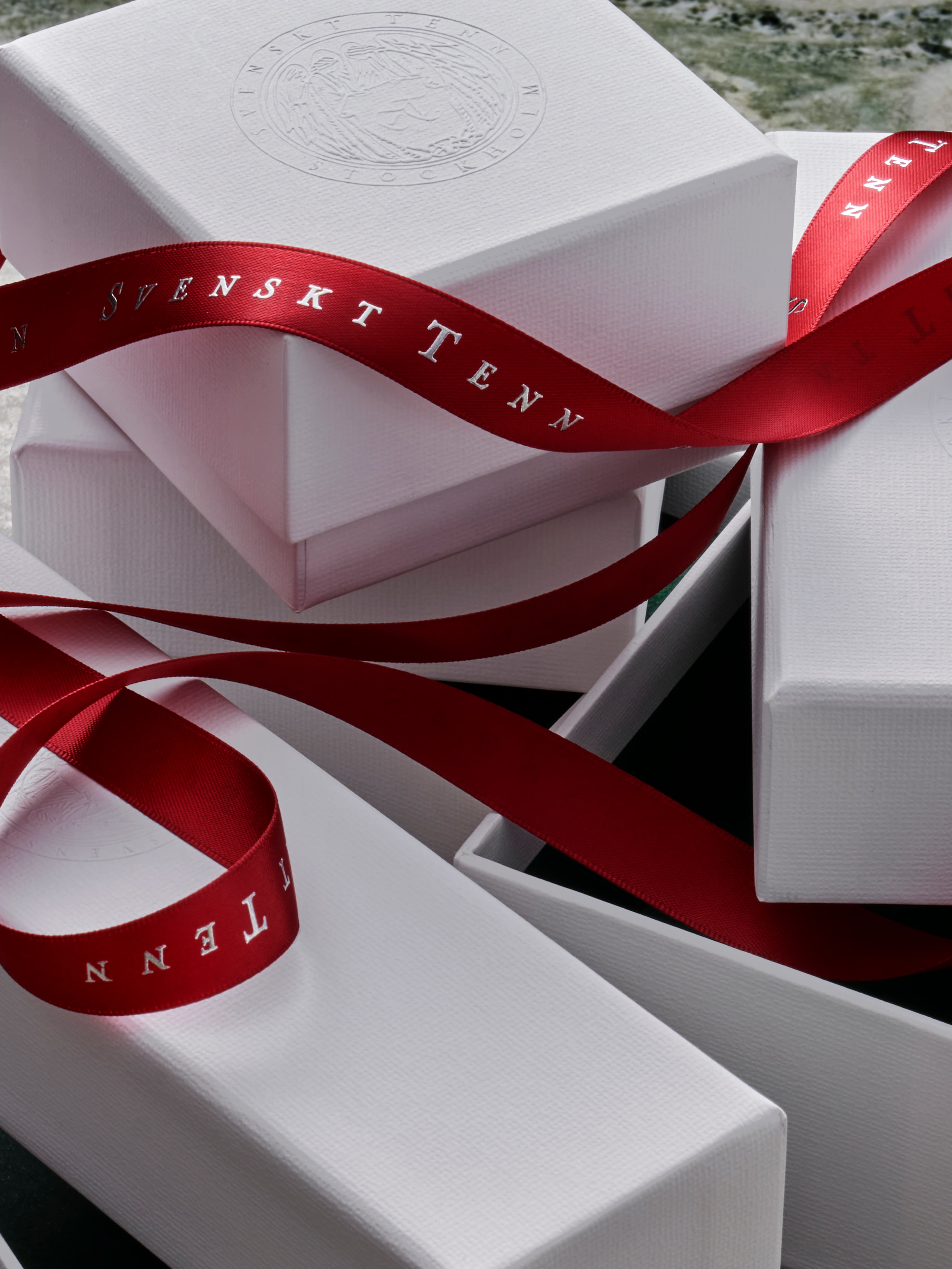 Gift wrapping image