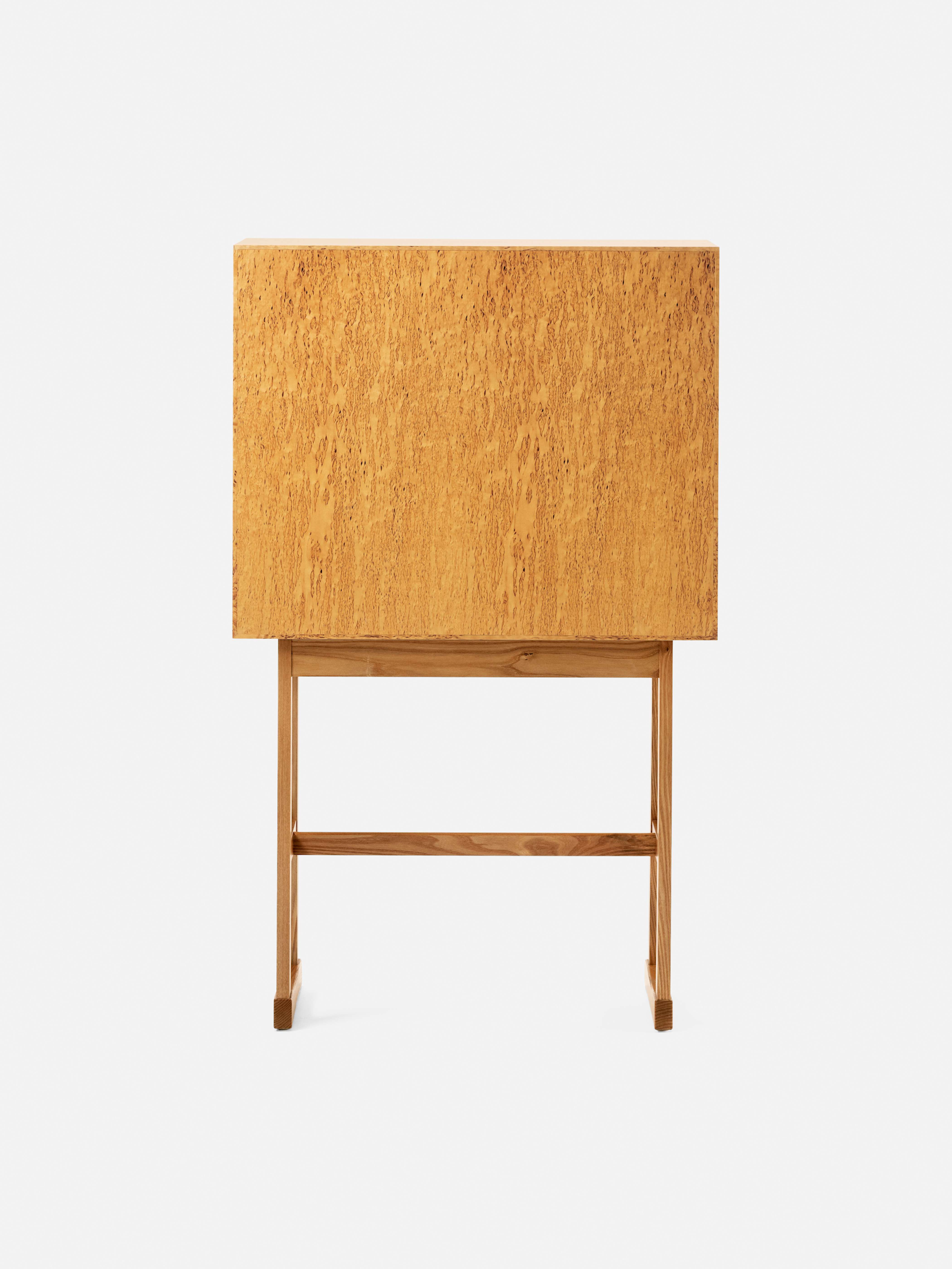 Product image thumbnail 1 of 0