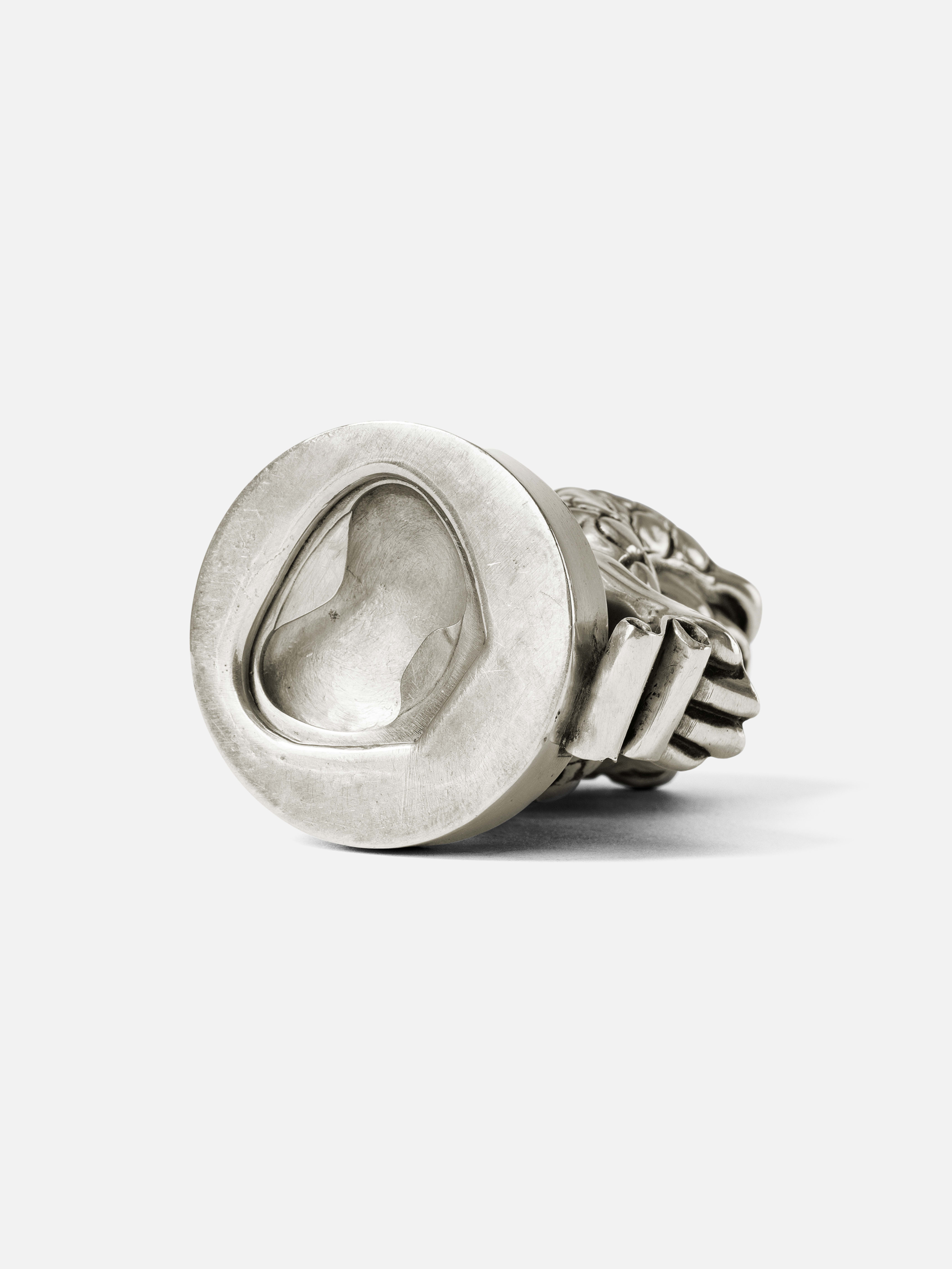 Product image thumbnail 1 of 0