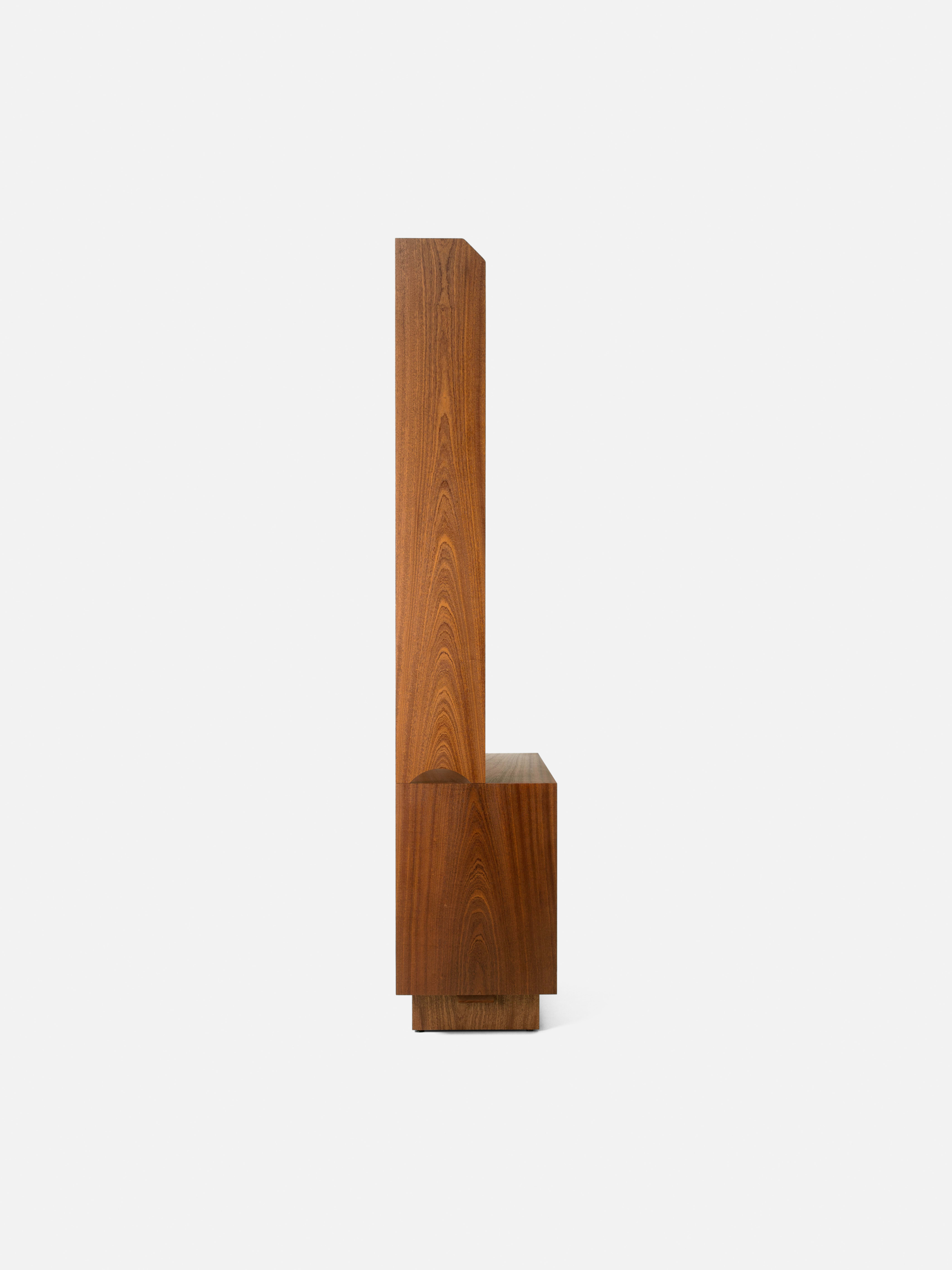 Product image thumbnail 1 of 0