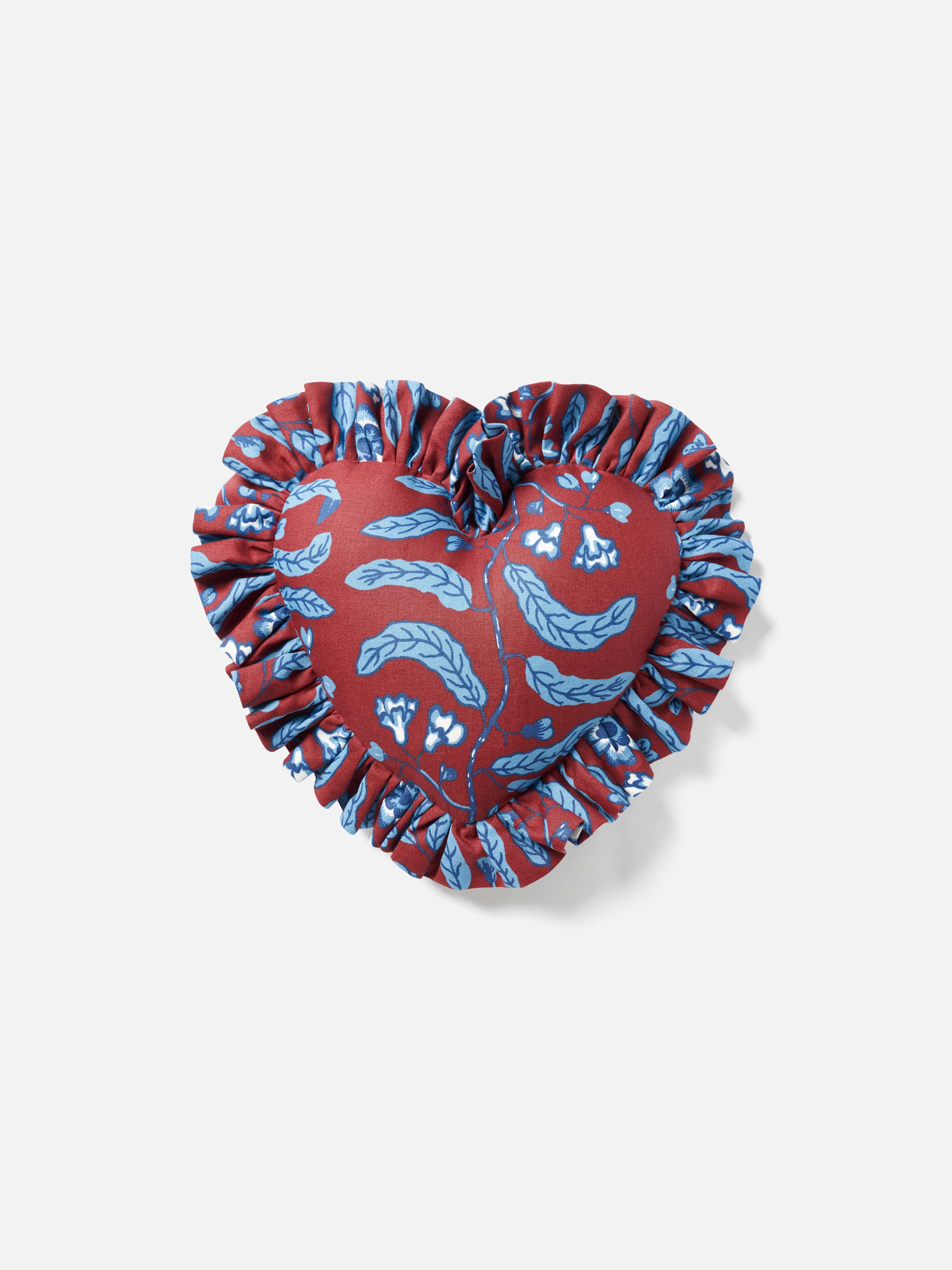 Cushion Heart With Frill