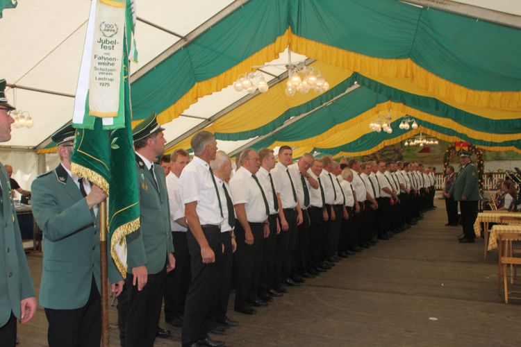 Bild 15 aus Schützenfest 2019