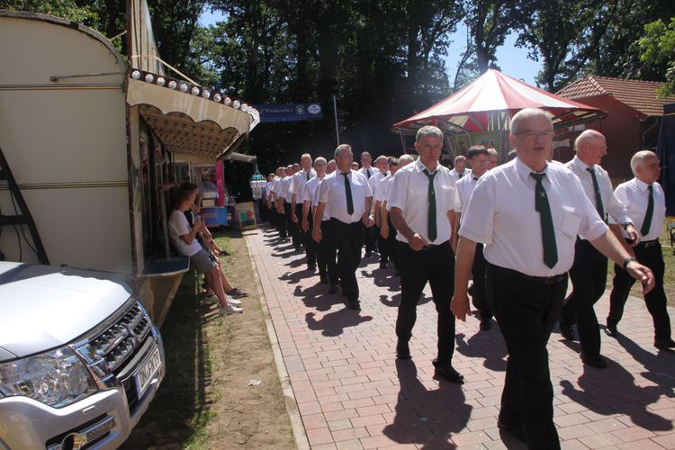 Bild 18 aus Schützenfest 2019