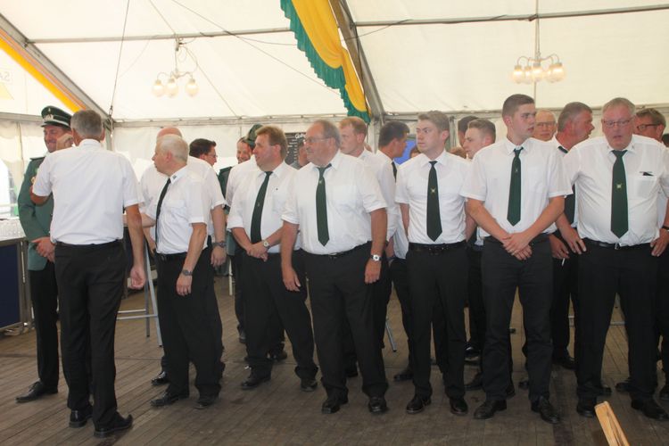 Bild 13 aus Schützenfest 2019