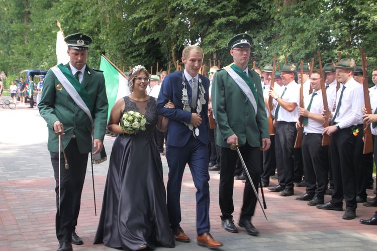 Bild 73 aus Schützenfest 2019