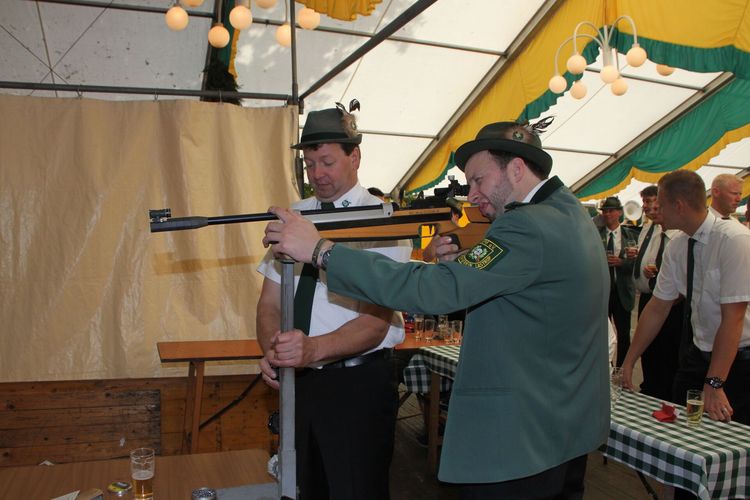 Bild 18 aus Schützenfest 2015