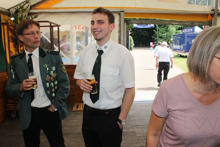 Bild 32 aus Schützenfest 2015