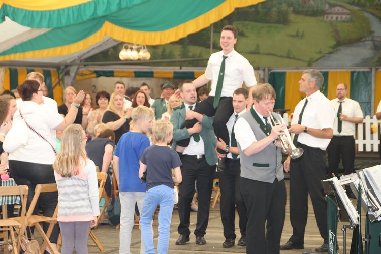 Bild 29 aus Schützenfest 2015