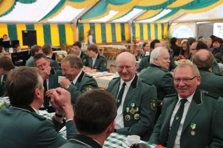 Bild 12 aus Schützenfest 2013