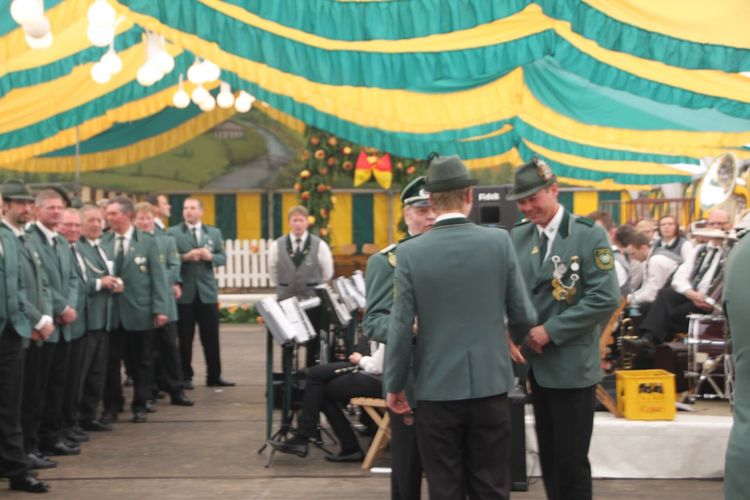 Bild 16 aus Schützenfest 2013