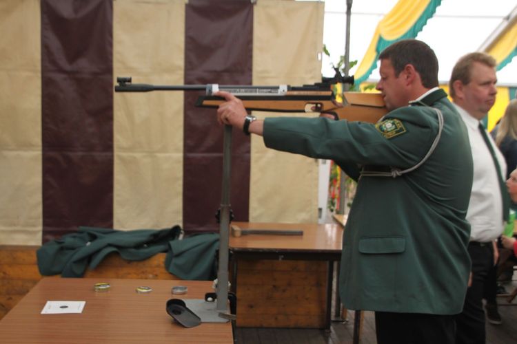 Bild 32 aus Schützenfest 2013