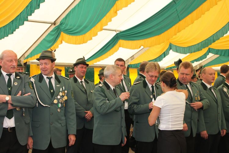 Bild 18 aus Schützenfest 2012