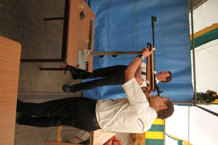 Bild 38 aus Schützenfest 2012