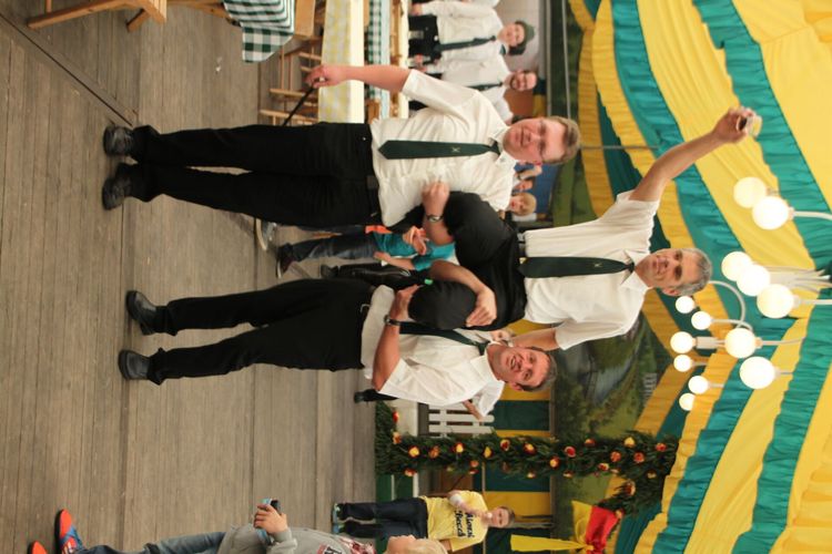 Bild 43 aus Schützenfest 2012
