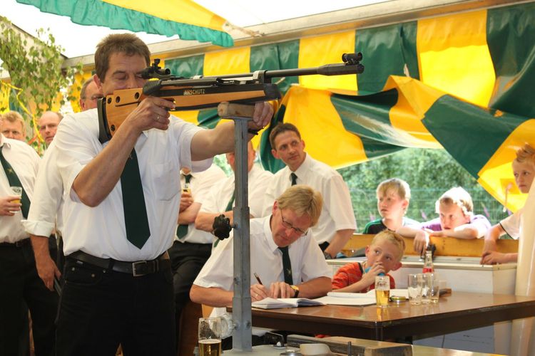 Bild 48 aus Schützenfest 2010