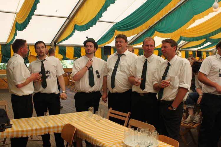 Bild 44 aus Schützenfest 2010
