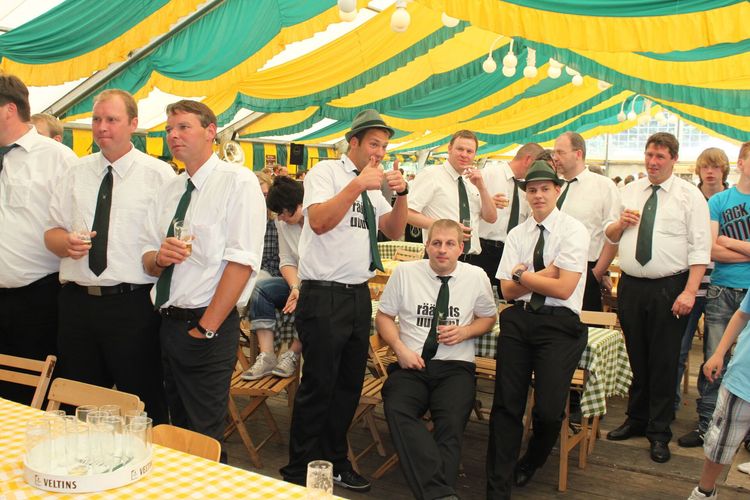 Bild 45 aus Schützenfest 2010