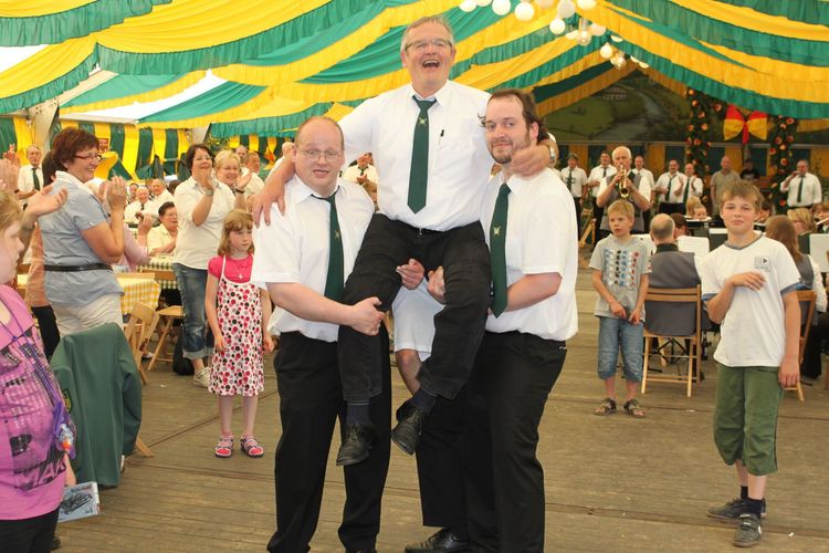 Bild 50 aus Schützenfest 2010