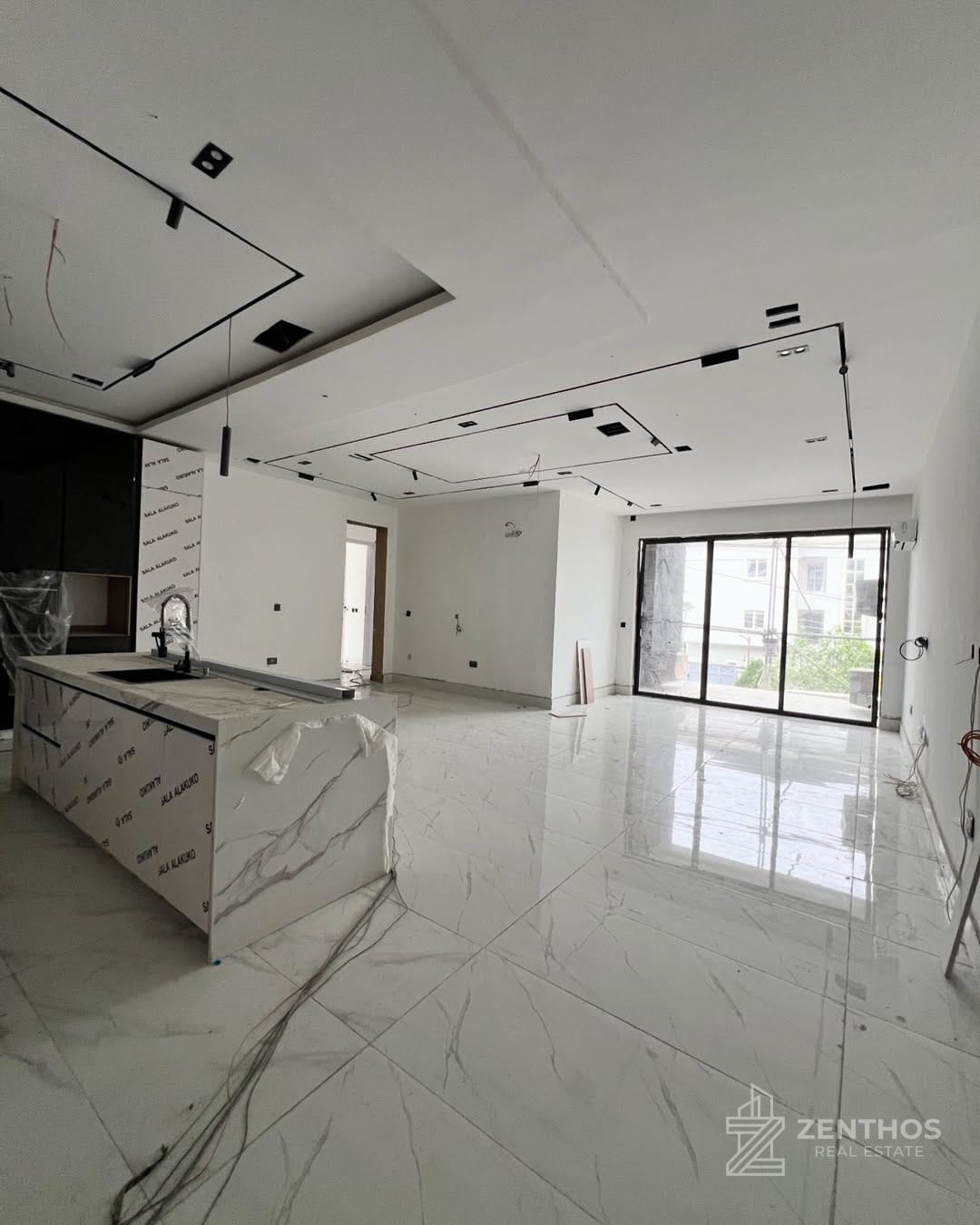3 Bedroom Apartment, photo 2