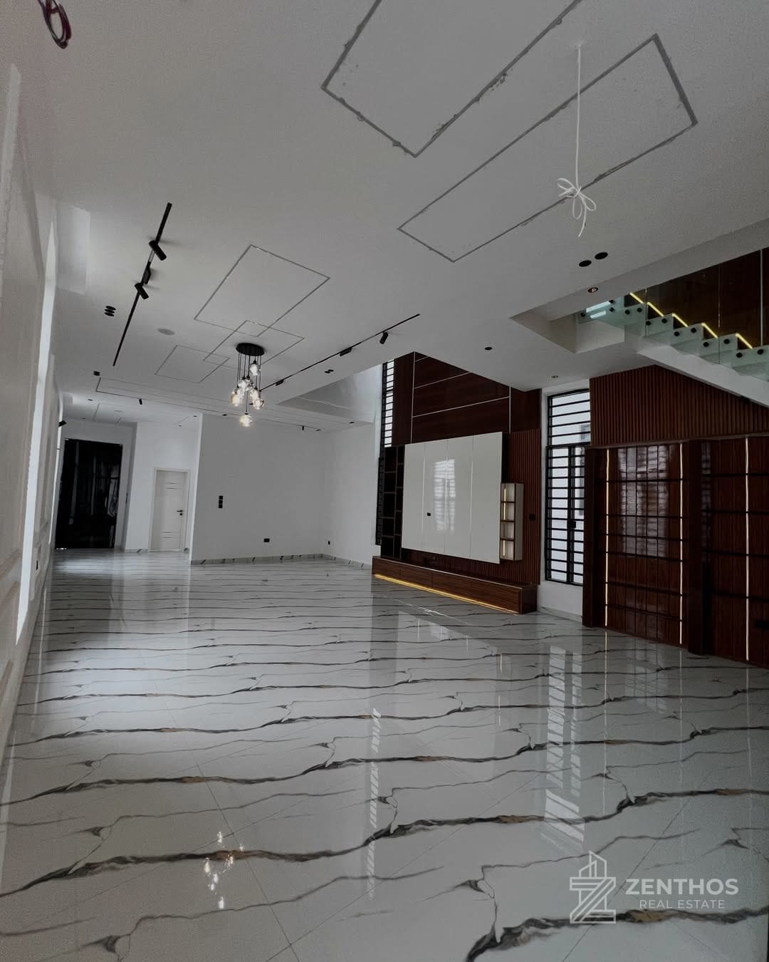 5 Bedroom Detached Duplex, photo 3