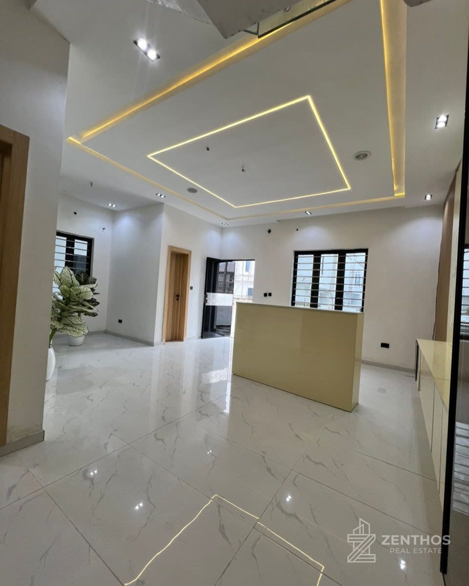 4 Bedroom Semi-detached Duplex, photo 4
