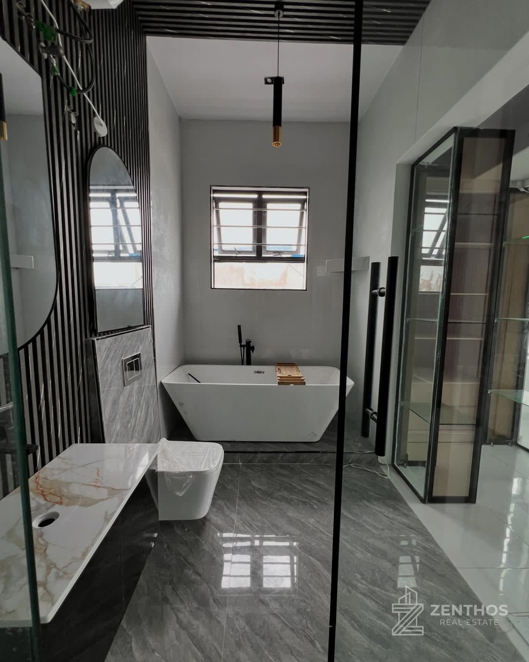 5 Bedroom Semi-detached Duplex, photo 10