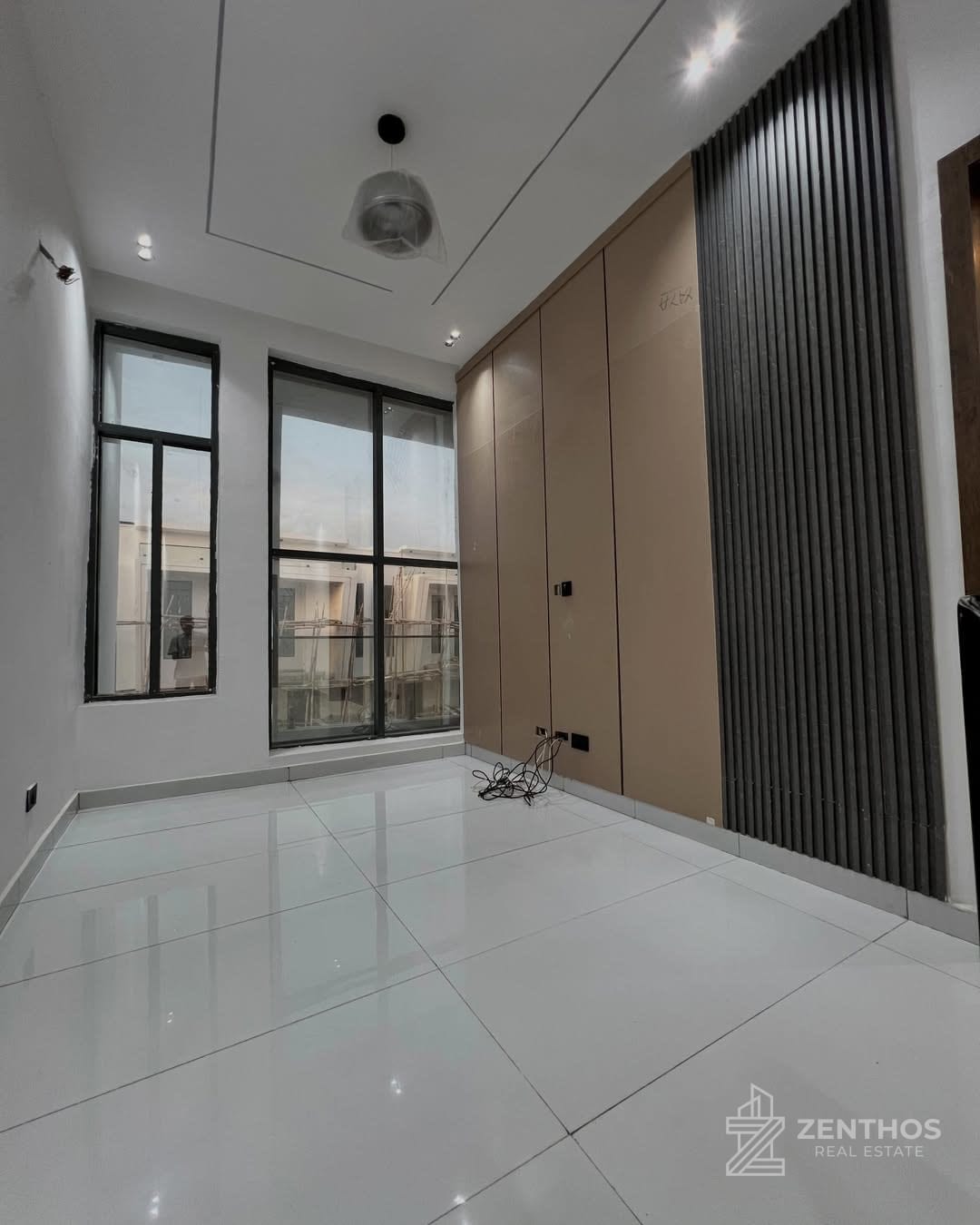 4 Bedroom Semi-detached Duplex, photo 6