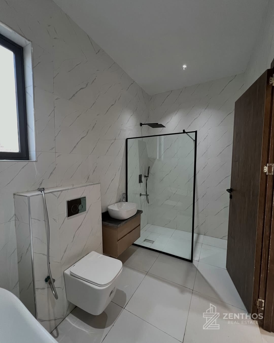 4 Bedroom Semi-detached Duplex, photo 14